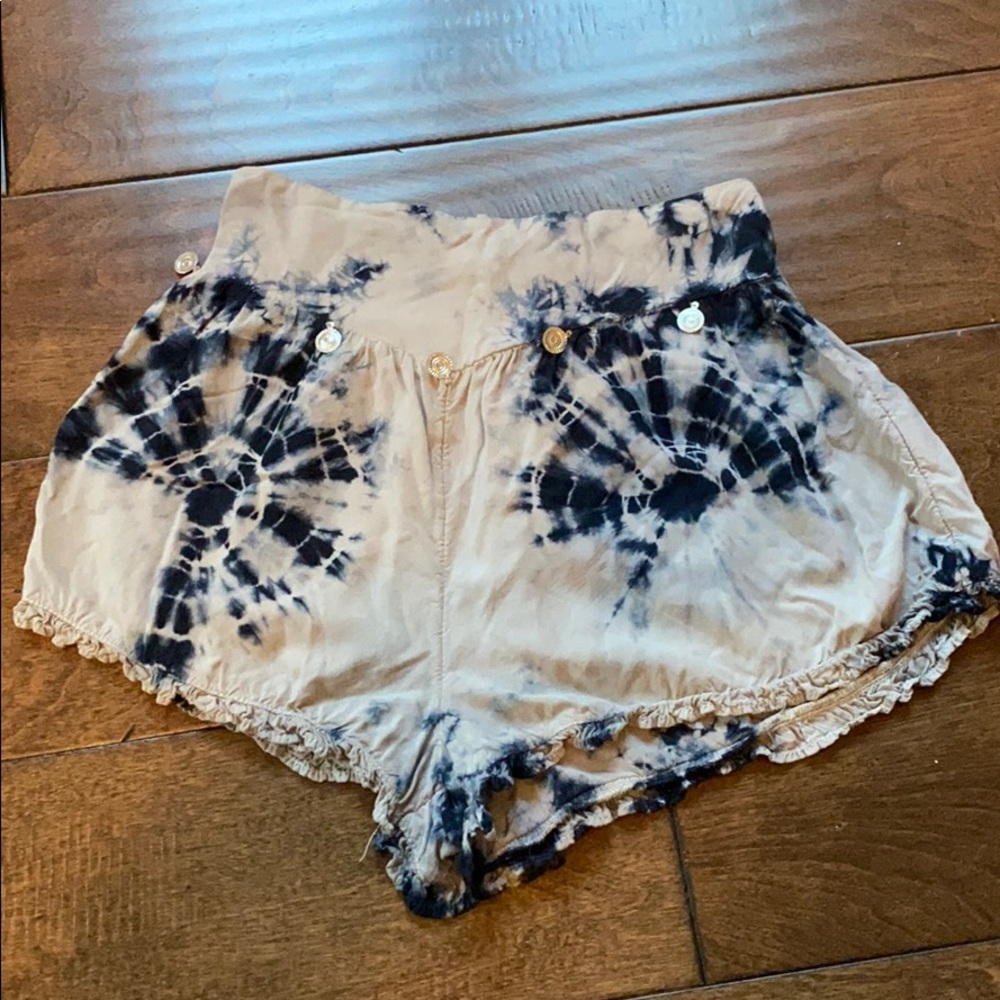 American Eagle Tie Dye High Waisted Shorts